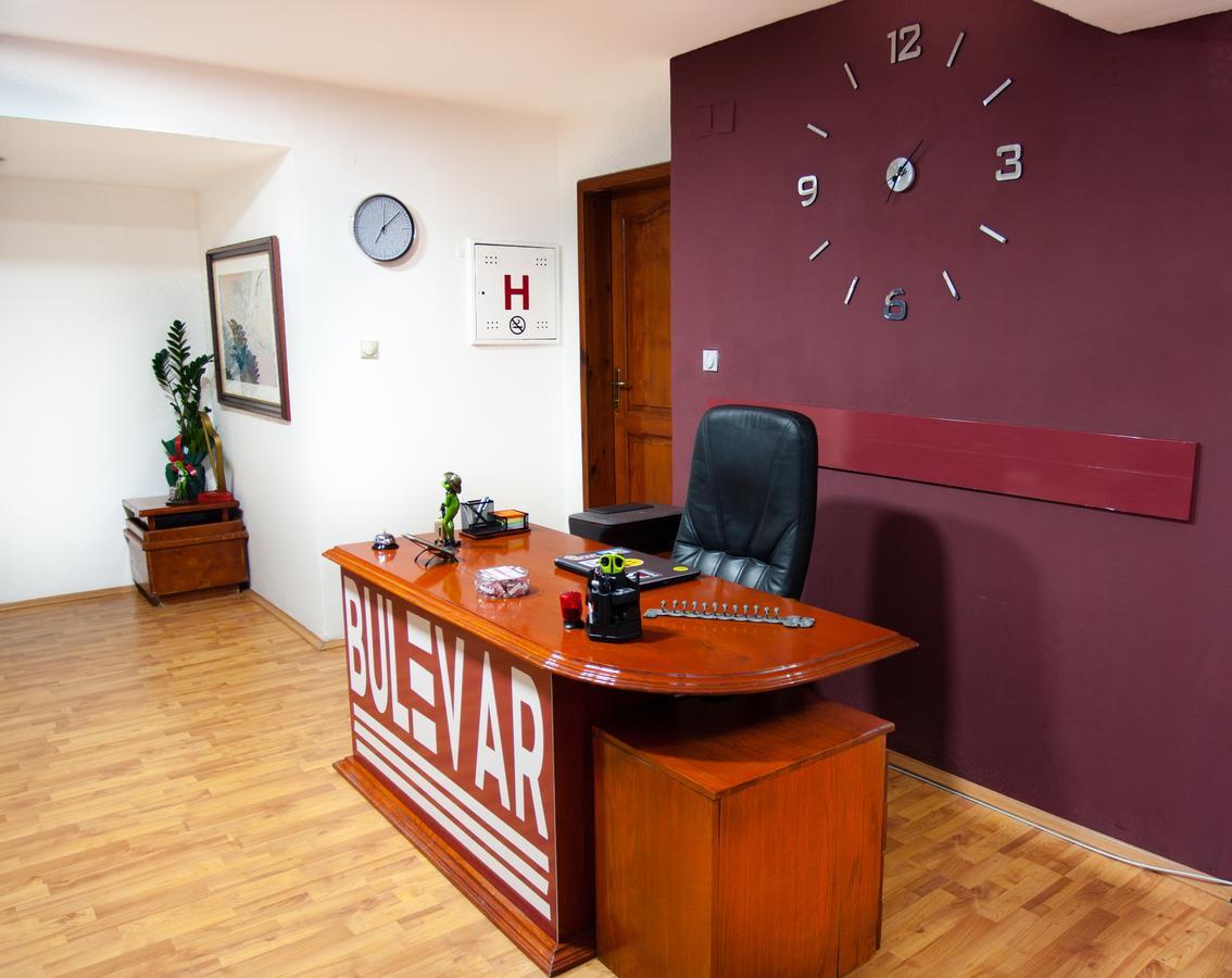 The Bulevard Hotel Skopje Exterior foto